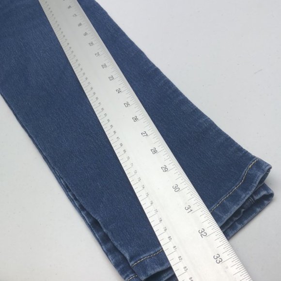 LIKE NEW CARRELI SKINNY JEANS 29x32 😎 - Picture 10 of 15